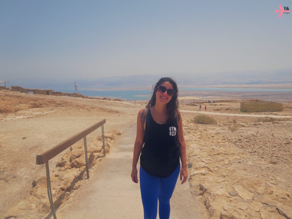 Fortaleza de Massada e Mar Morto ao fundo