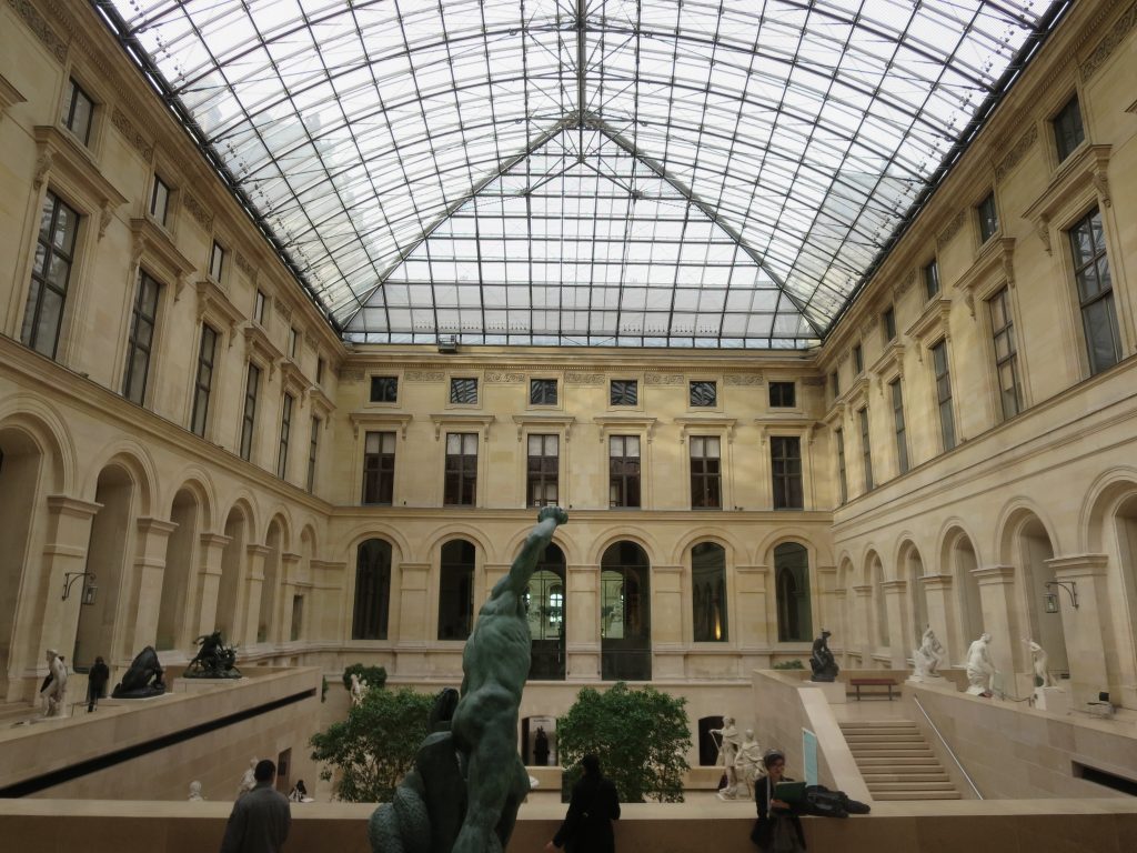 Louvre - O que fazer em Paris